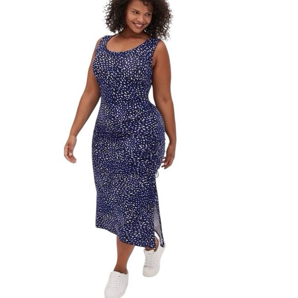 Torrid Dress Ruched Midi Size 1X Super Soft Blue Ditsy Dot Asymmetrical NWT - Picture 1 of 12